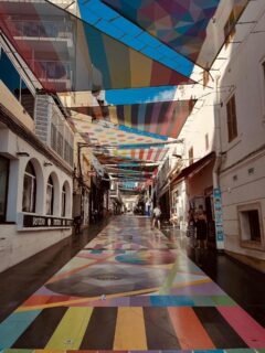 À l’ombre des couleurs.
#ibiza #ibiza❤️ #ibizasunset #ibizastyle #eivissa #eivissa🇪🇸 #colorfulart #architecture #archilovers #architecturephotographylovers #ibizalovers #ibizalovers🍒☀️☀️🌴 #iphonephotooftheday #iphonephotographer #reikimaster #reikichartres #chartres #chartresmaville #haikuofinstagram #haikupoetry